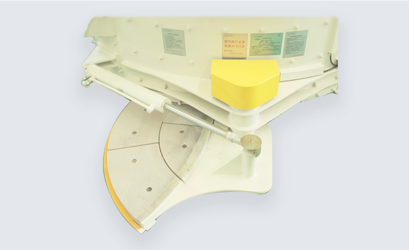 disaharging door of planetary concrete mixer